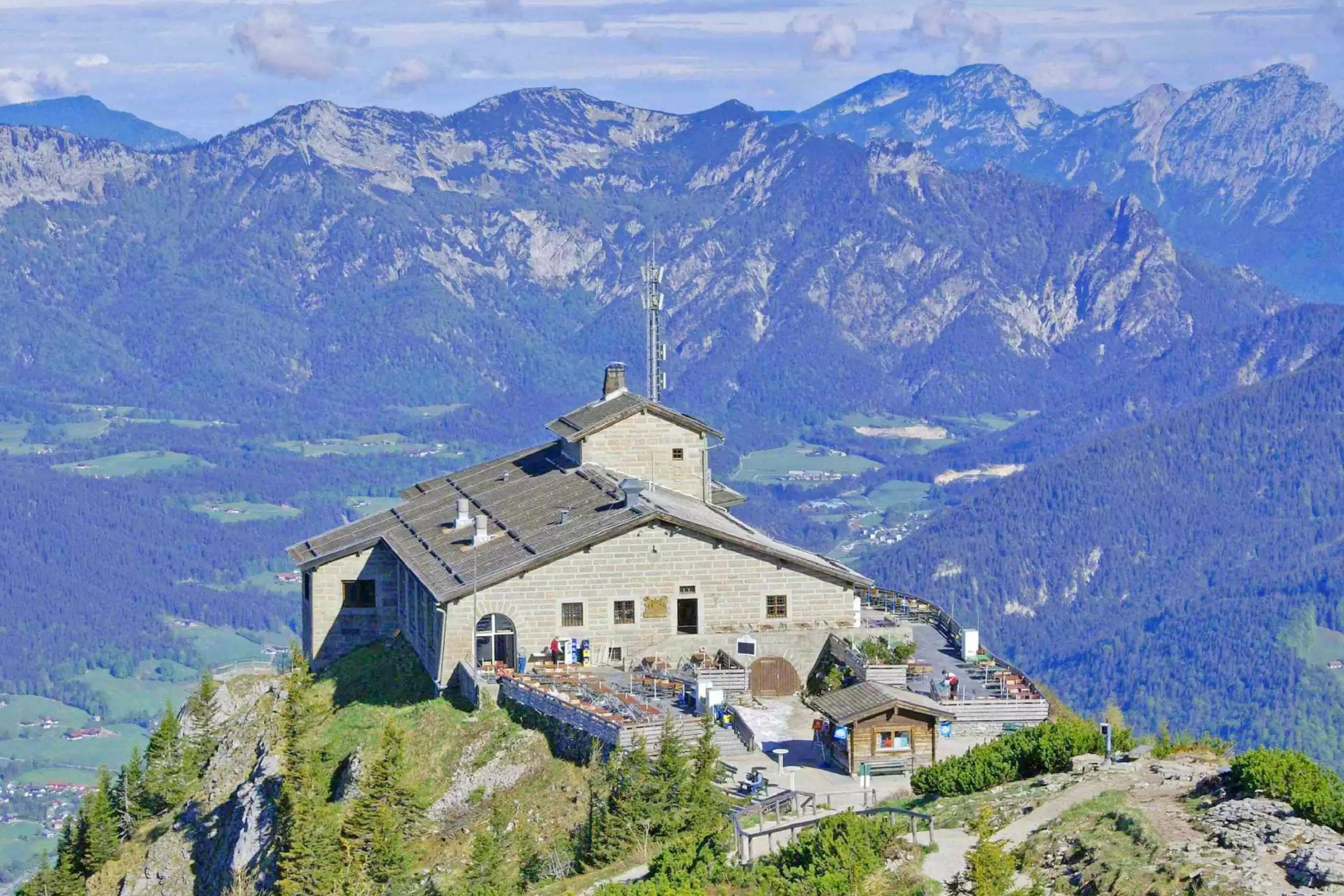 Historischer Aussichtspunkt in die Berchtesgadener Bergwelt